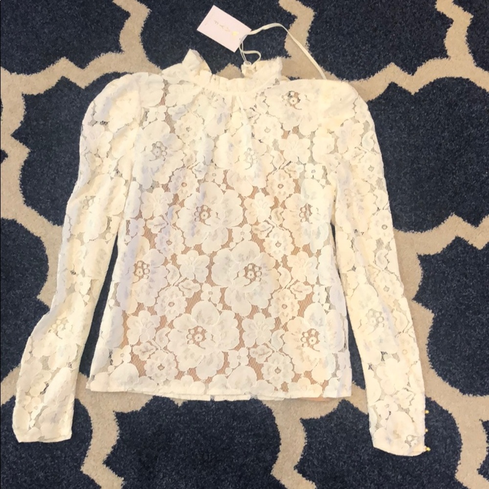 WAYF lace top